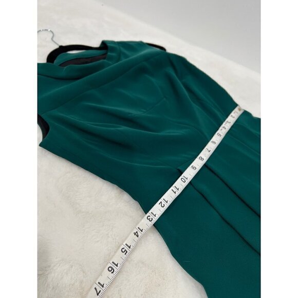 Vince Camuto Size 2P green hidden pocket fit & flare dress - Picture 7 of 13